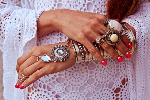 ANILLOS_PULSERAS_COLLARES_PENDIENTES