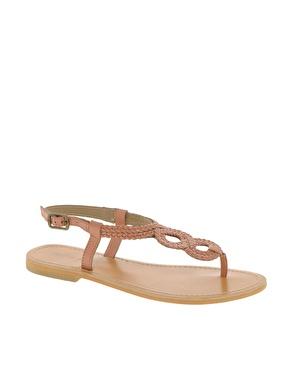 Purchase of the week (18): Coral flat sandals