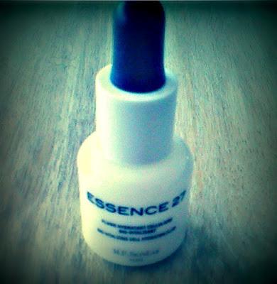 Essence 27: El fluído revitalizante.