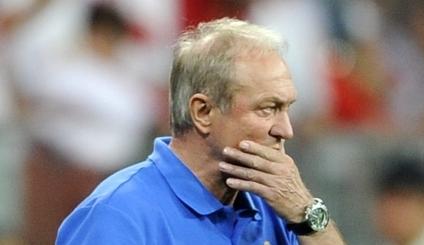 Polonia deja de contar con Smuda