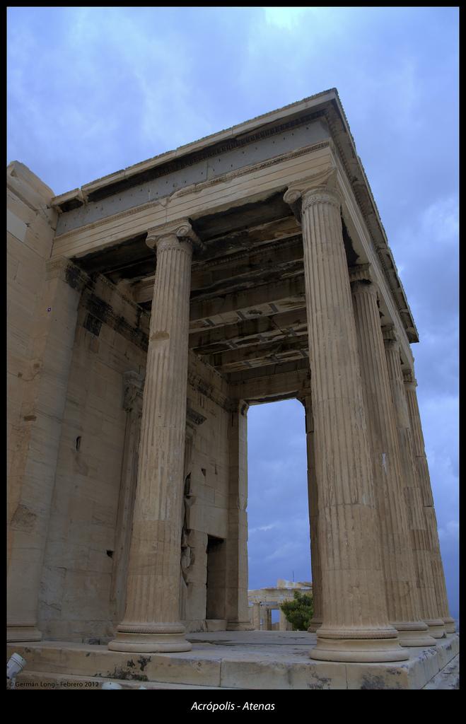 Un paseo por la Acrópolis de Atenas...