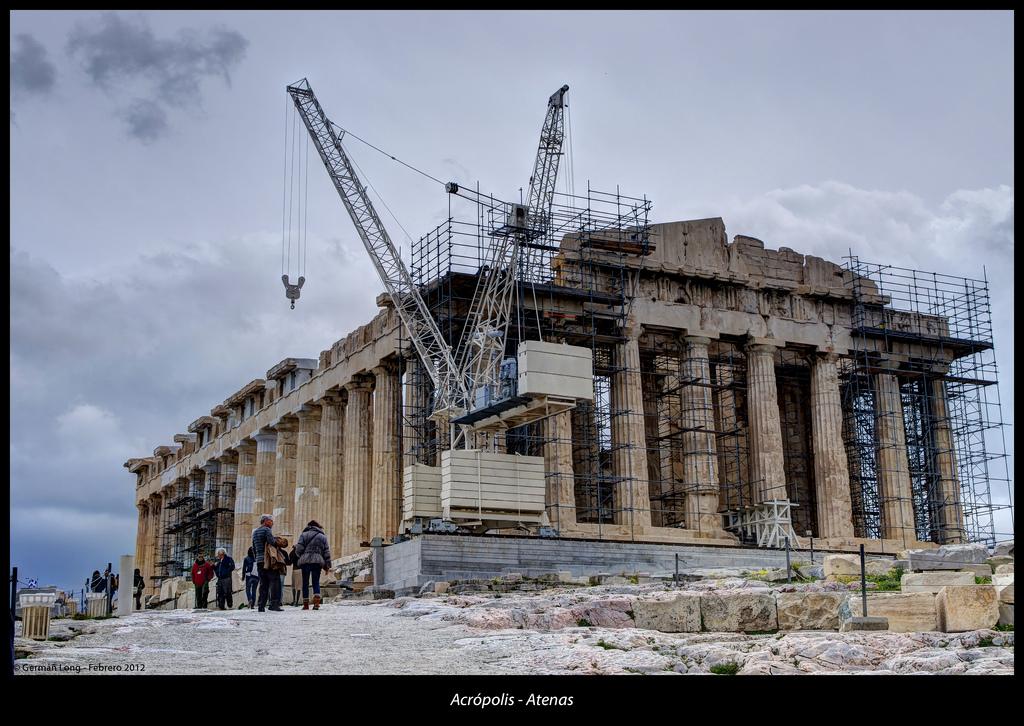 Un paseo por la Acrópolis de Atenas...