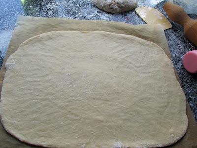 Coca empanada  de San Juan