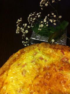 Tarta de jamón y queso