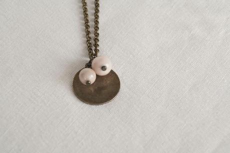 Collar Moneda y color rosa Collar Moneda y color rosa