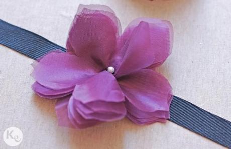 DIY-Corsage con flores de tul/Tulle flowers corsage-04