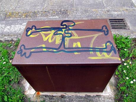 Fémina en pose muy atlética