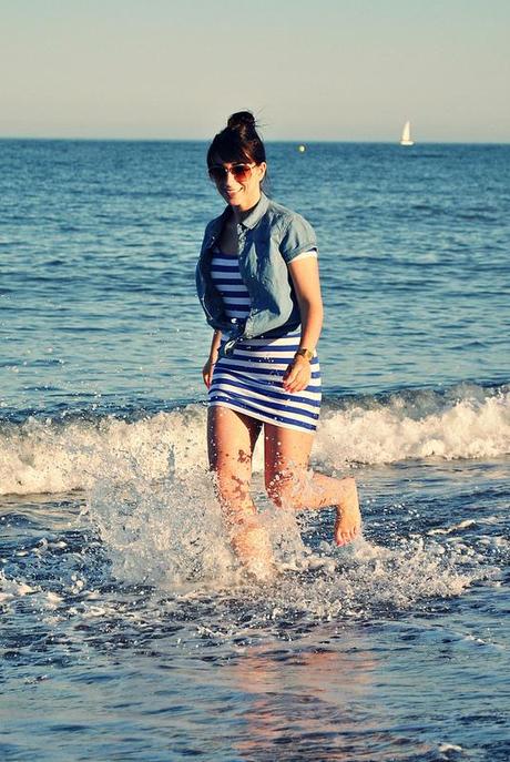 Look of the day: Navy, navy, navy... Urban_navy_lovelystyle6