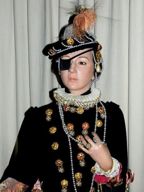 Le Monde Chic News. Tu periódico chic.