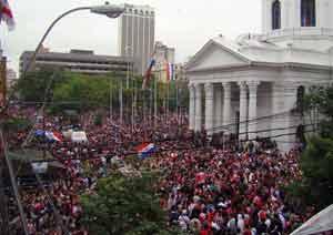 Unasur decidió enviar cancilleres a Paraguay