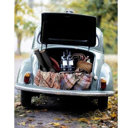 Relaxing Day: Picnic