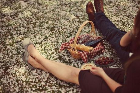 Relaxing Day: Picnic