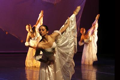 Bajo la dirección de Amalia Viviana Basanta Hernández en el Teatro Legaria