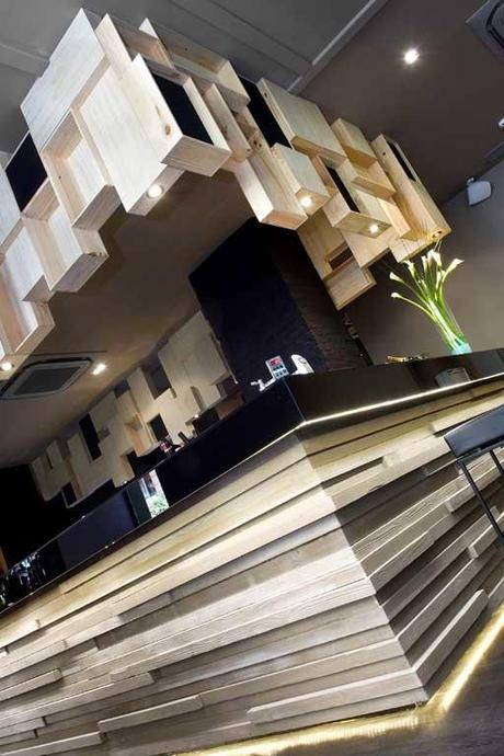 Os presentamos el resultado final de la reforma del restaurante Laredo, en Madrid