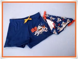 Bañadores en Carrefour.