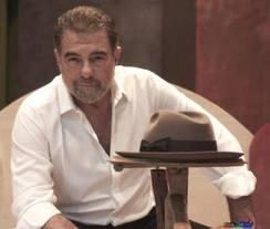 Fallece a los 72 años el actor Juan Luis Galiardo.