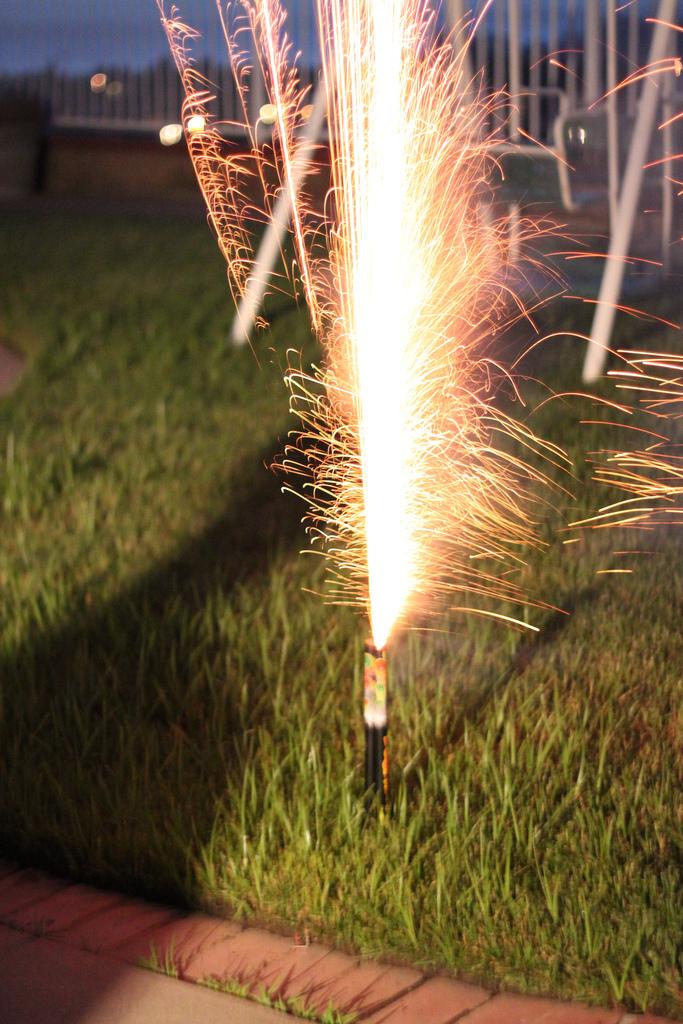 Precauciones en la verbena de San Juan (cohetes y petardos)