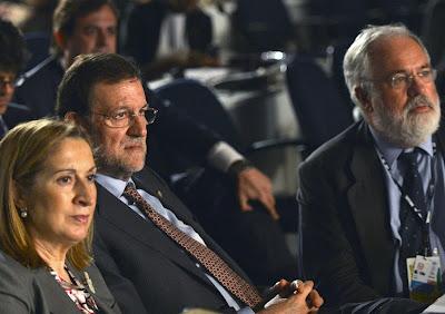 Rajoy, con la prima al cuello. Las “mujeres del carbón”, en el Senado, y lecciones y maestros humoristas.