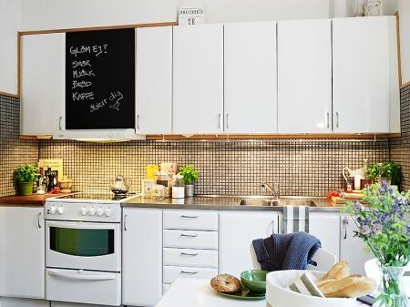 Suelo de madera negro suelo de madera negro muebles estilo escandinavo muebles de diseño fotos decoración cocinas estilo nórdico diseño de interiores decorar cocinas decorar casas decoración sencilla decoración nórdica decoración minimalista Decoración escandinava en blanco con toques de color decoración escandinava decoración en blanco y negro decoración en blanco decoración de salones cocina decoración de interiores decoración de dormitorios cocinas modernas cocinas blancas cocina sencilla elegante cocina moderna cocina con vistas cocina con isla cocina con barra cocina blanca blogs de decoración blog interiorismo blog decoración blog de decoración