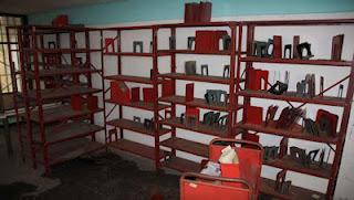 Biblioteca Pública Mariano Picon Salas-Urb. Maripérez