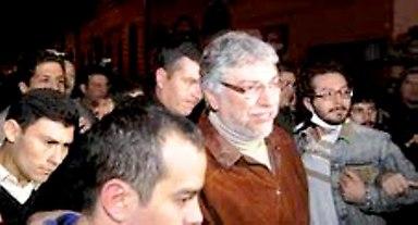 Lugo se suma a reclamar derechos del pueblo paraguayo.