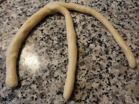 Trenzas. Masa de bollos de leche