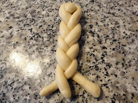 Trenzas. Masa de bollos de leche