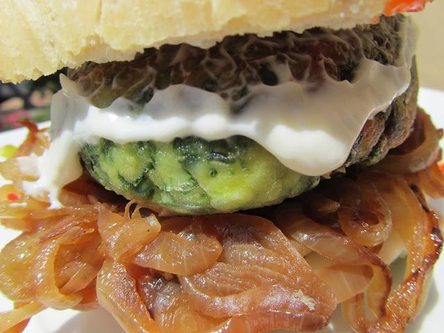 Hamburguesas de pollo y espinacas