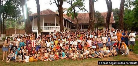 Paraguay: mujer cristiana acoge 220 niños en casa hogar