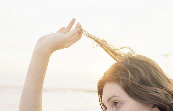 protege tu cabello del sol
