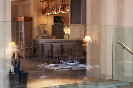 Al final de la calle, Un señor de Bilbao