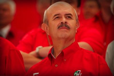 En Michoacán, gobierno de impostores