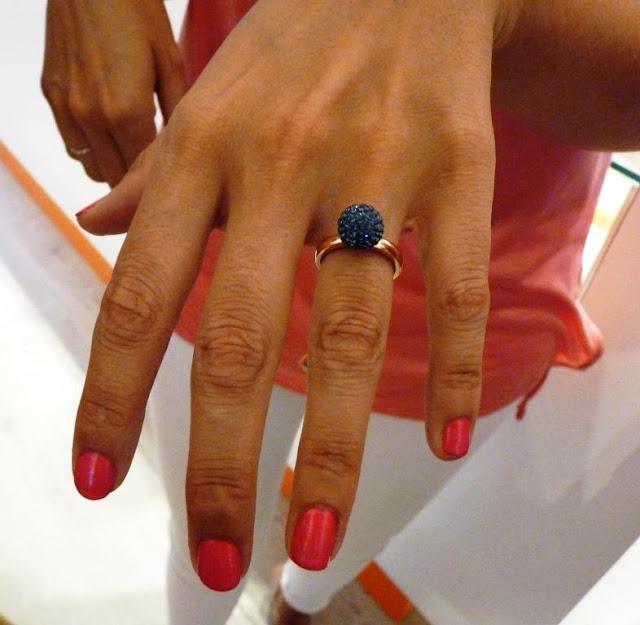 Re-apertura de Folli Follie