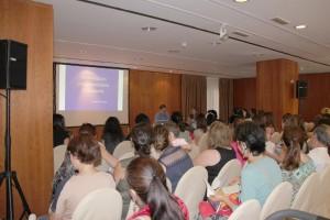 Charla Carlos Gonzalez sobre alimentación infantil