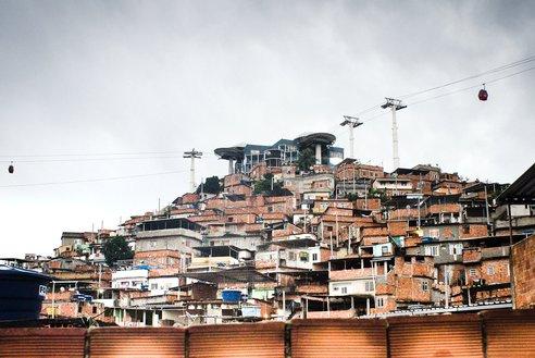 1  Regeneraciones urbanas en favelas brasileñas   Morar Carioca