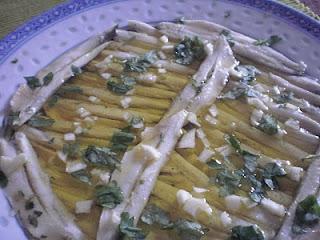 BOCADILLO MALAGUEÑO: DE BOQUERONES EN VINAGRE O AL NATURAL