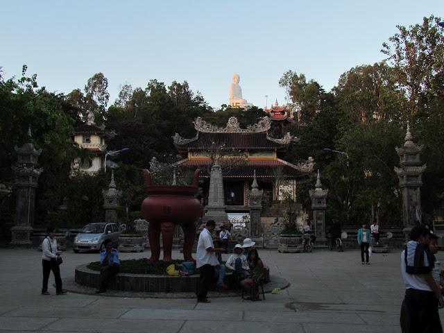 Nha Trang; la cara más turística de Vietnam...y con una gran historia