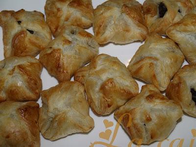 Pañuelos de hojaldre con morcilla