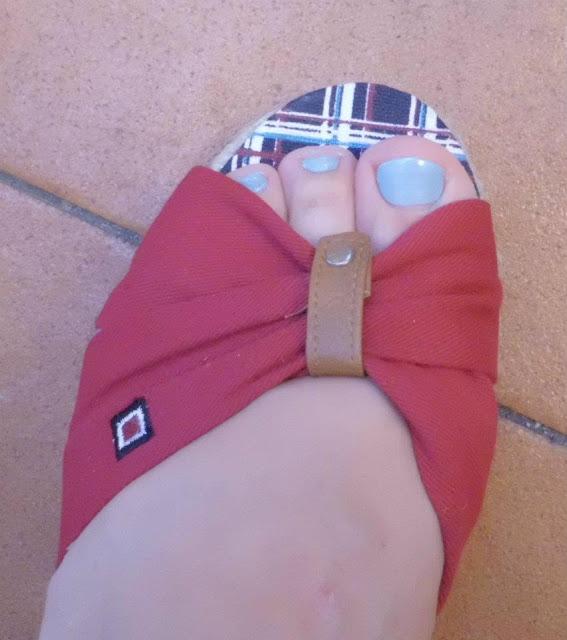 Reto sandalias y laca de uñas