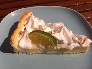 TARTA DE LIMA CON MERENGUE DE CAIPIRINHA