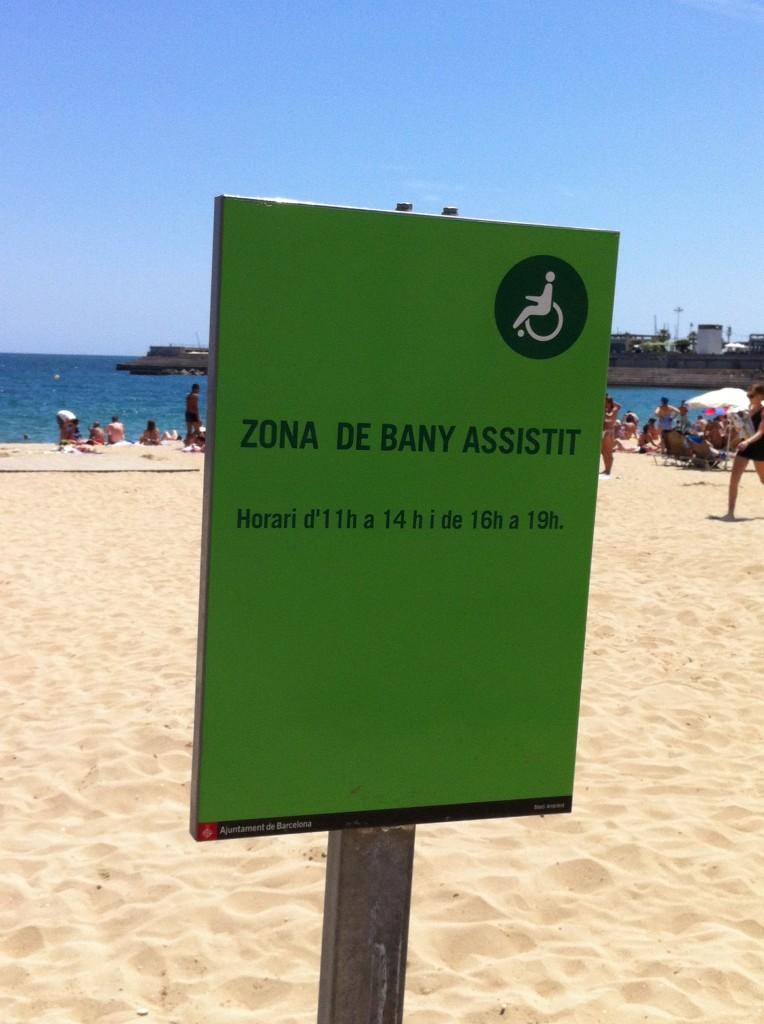 Asistencia baño personas movilidad reducida