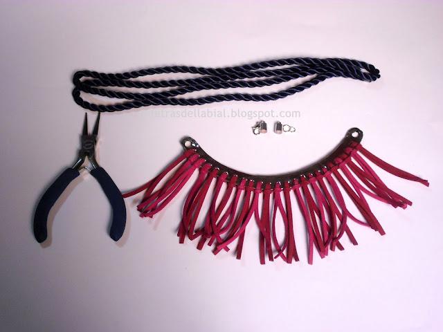 D.I.Y. Strip Necklace