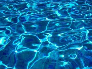 El agua de la piscina y su mantenimiento