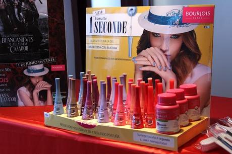 Una tarde de merienda y  novedades con Bourjois