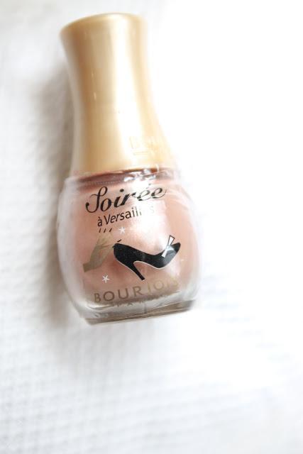 Una tarde de merienda y  novedades con Bourjois