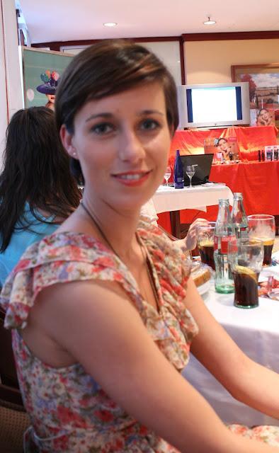 Una tarde de merienda y  novedades con Bourjois