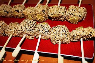 Sashimi de atún con sésamo