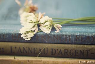 Libros... y flores