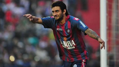 El salvador. El uruguayo Bueno le dio el triunfo al Ciclón en Córdoba.