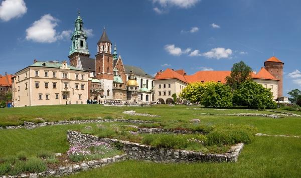 Callejeando en Cracovia 3 : Hacia la cima de la colina de Wawel